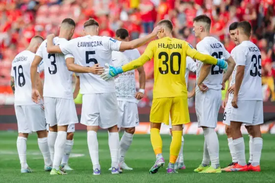 Korona Kielce vs Zagłębie Lubin: Analiza, statystyki, kto wygra?
